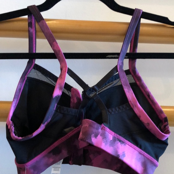 Lululemon Sweaty Endeavors Sports bra - Picture 5 of 6